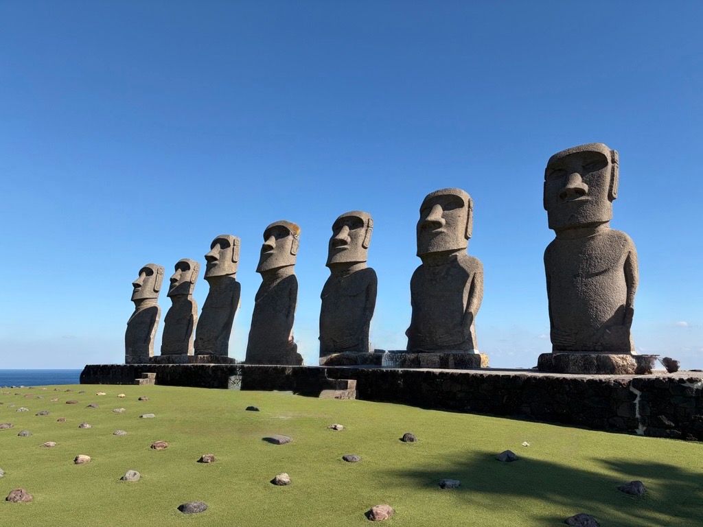 Seven Moai replicas facing the land at Sun Messe Nichinan
